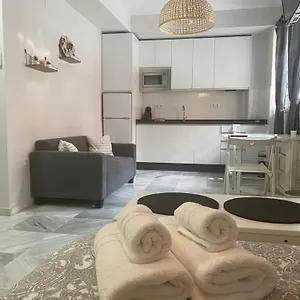 Quattro Triana En Salado Apartamento Sevilla