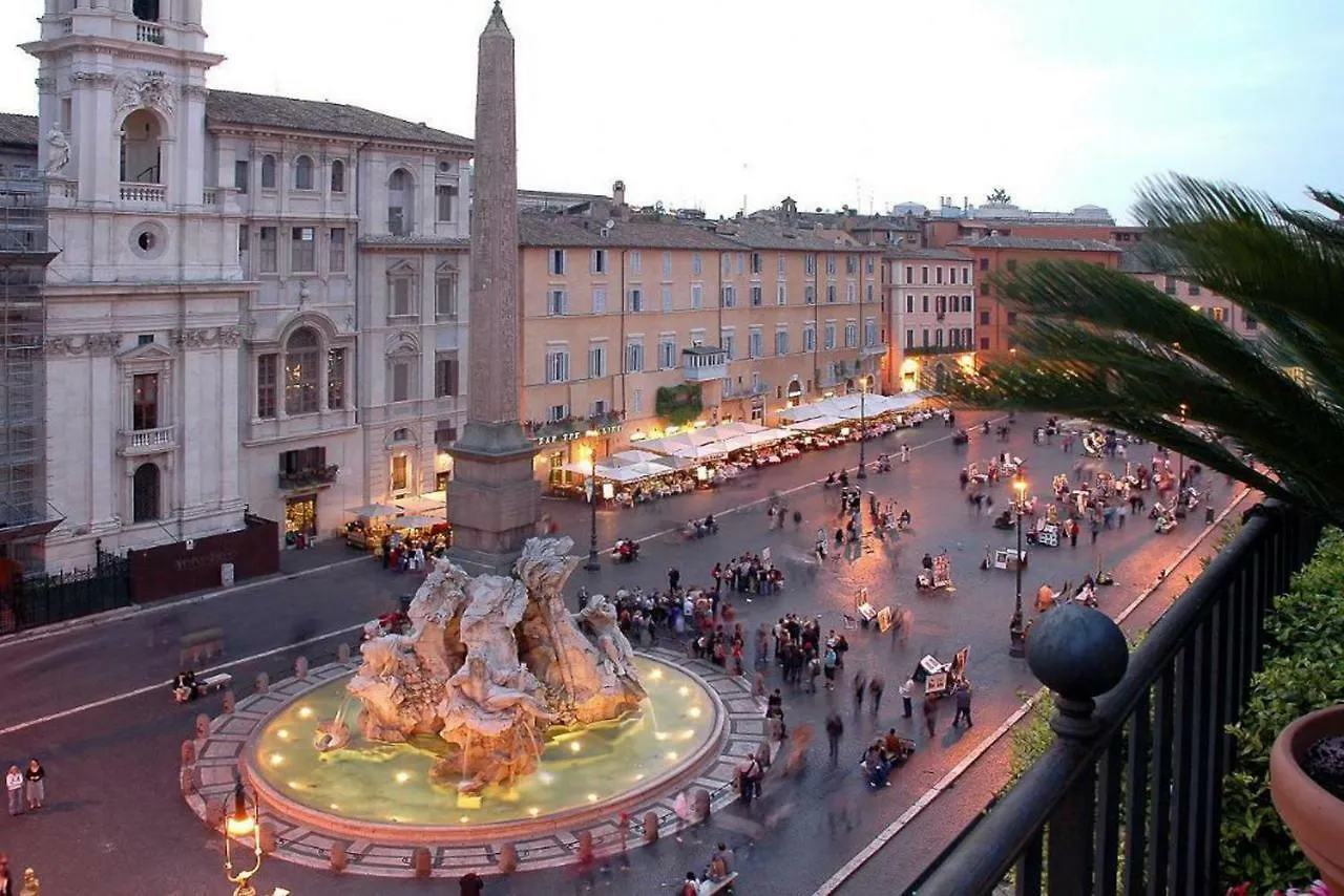 Domus Paradiso In Piazza Navona Rom 0*,